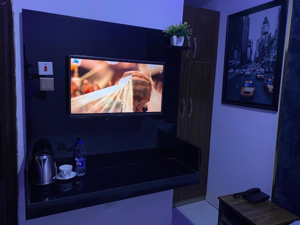 Palazzo 4* Ikeja